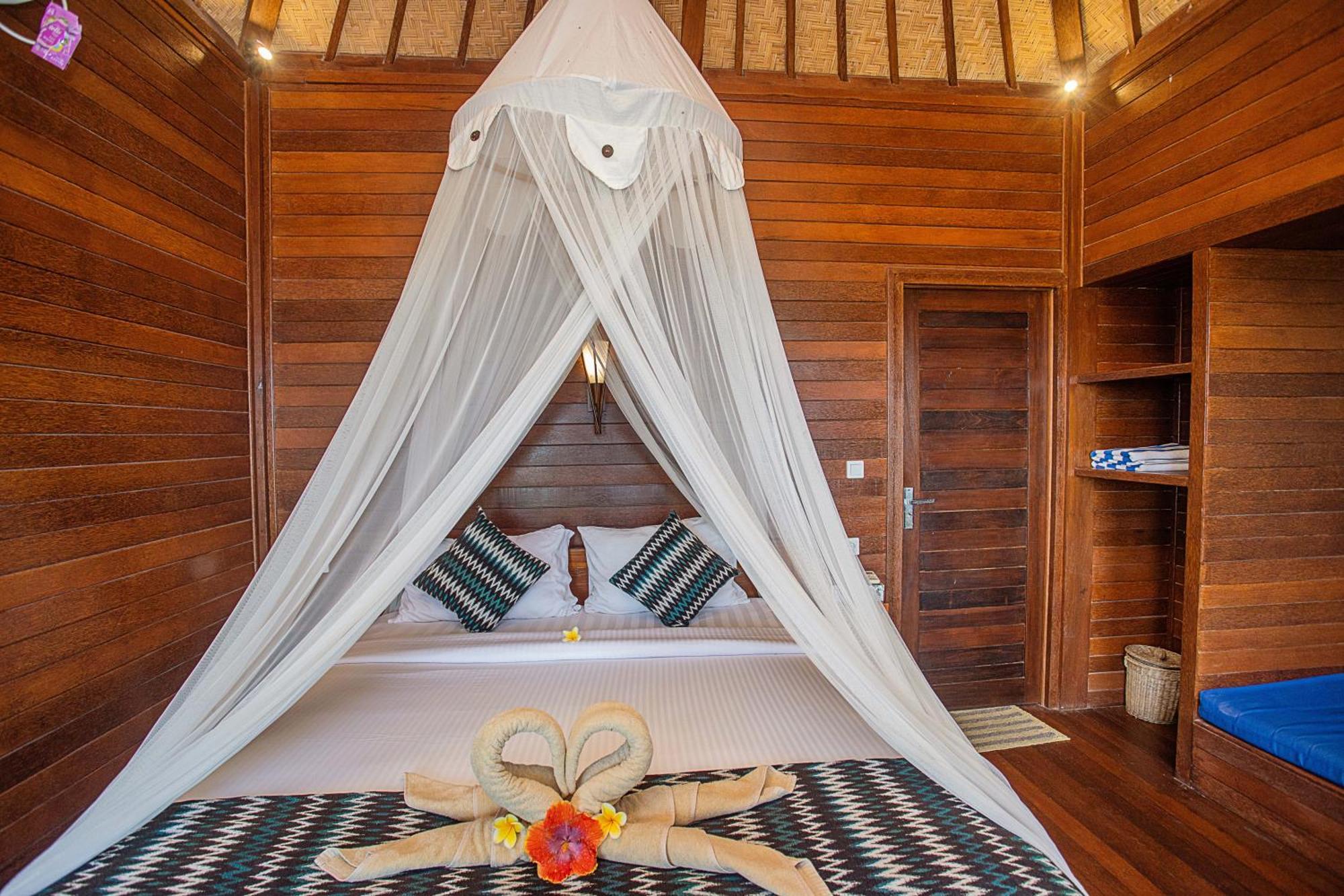 Tawe Ocean Blue Villa Lembongan Ngoại thất bức ảnh